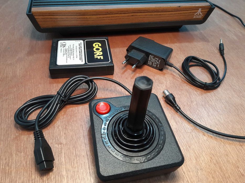 ATARI - Clássica consola 1981 - "Woody" - Testada!