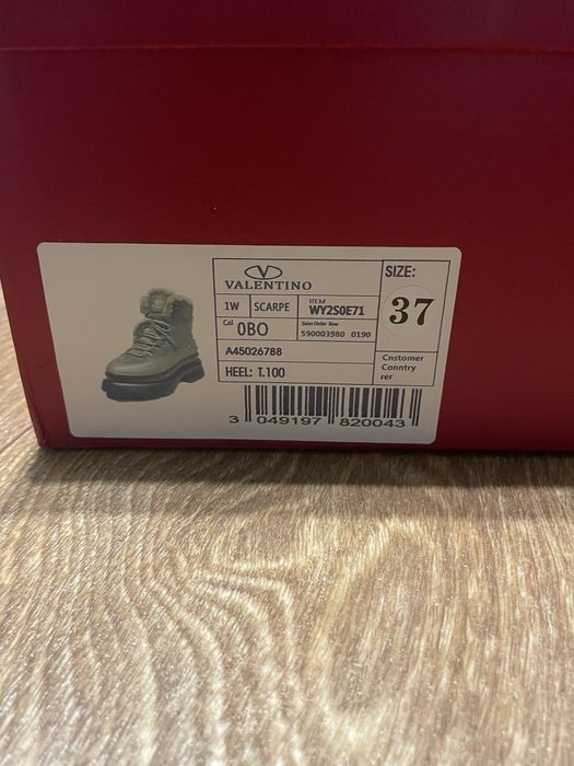 Зимні сапожки Valentino