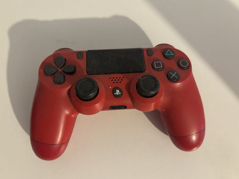 Playstation 4 + gry