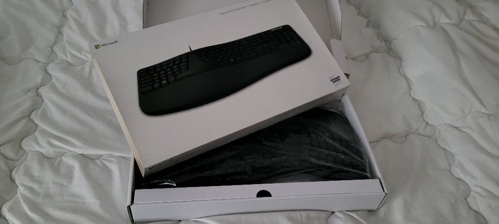 Teclado ergonómico Microsoft USB