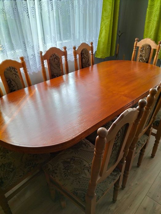 Komplet stół rozkładany 195/255cm oraz 8 krzeseł