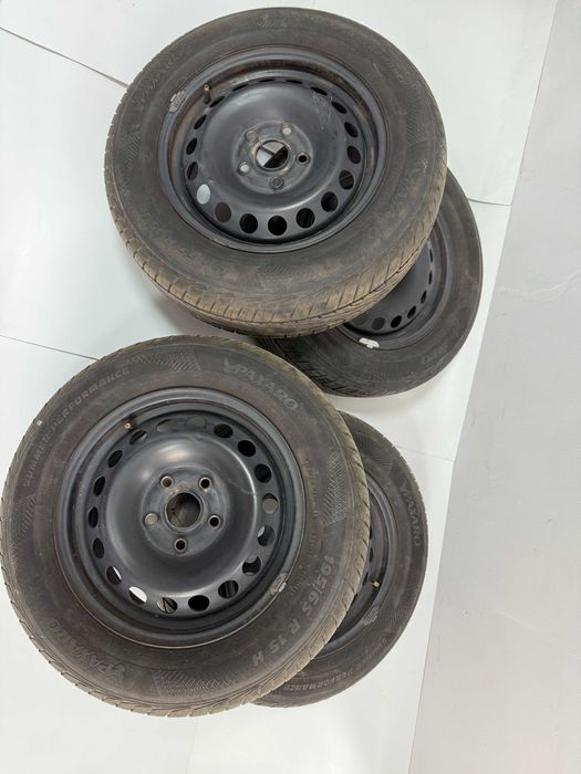 Koła , Felgi stalowe z oponami  , Oryginalne VW 15 cali