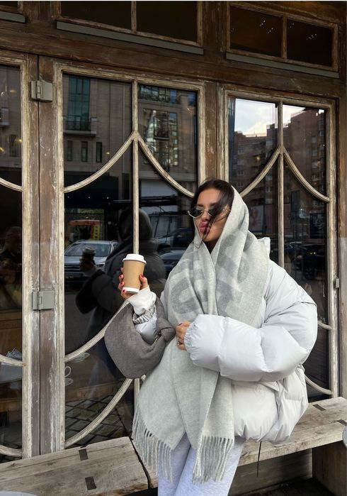 Шарф Jacquemus  як на Ксюше