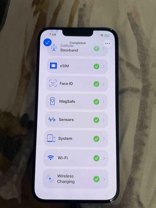 iPhone 13, iCloud lock