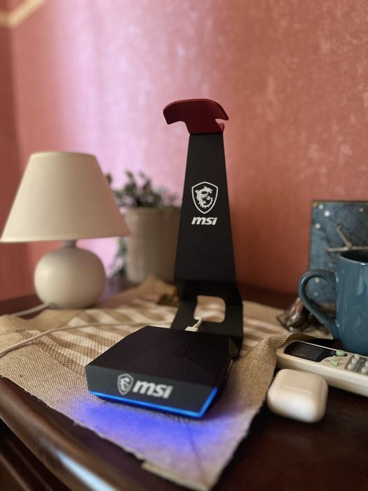 Підставка для навушників з зарядкою MSI IMMERSE HS01 COMBO
