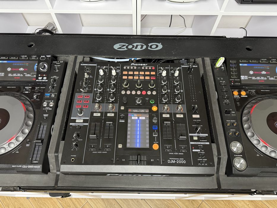 Pioneer cdj 2000 nexus djm 2000