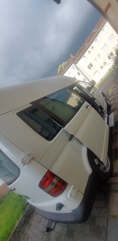 Volkswagen T5 2007r kamper
