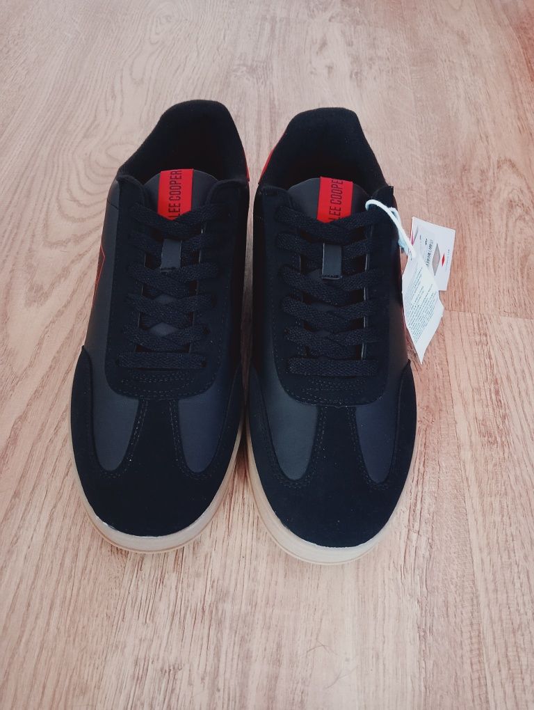 Nowe buty Lee Cooper 42