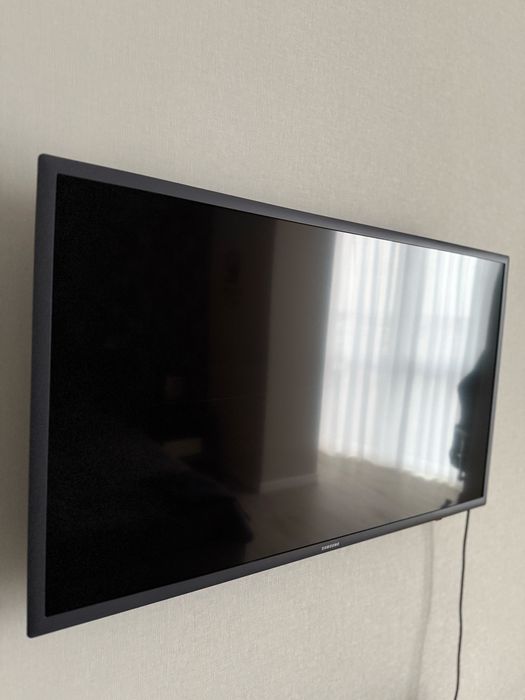 LED Телевізор Samsung UE32M5500AU