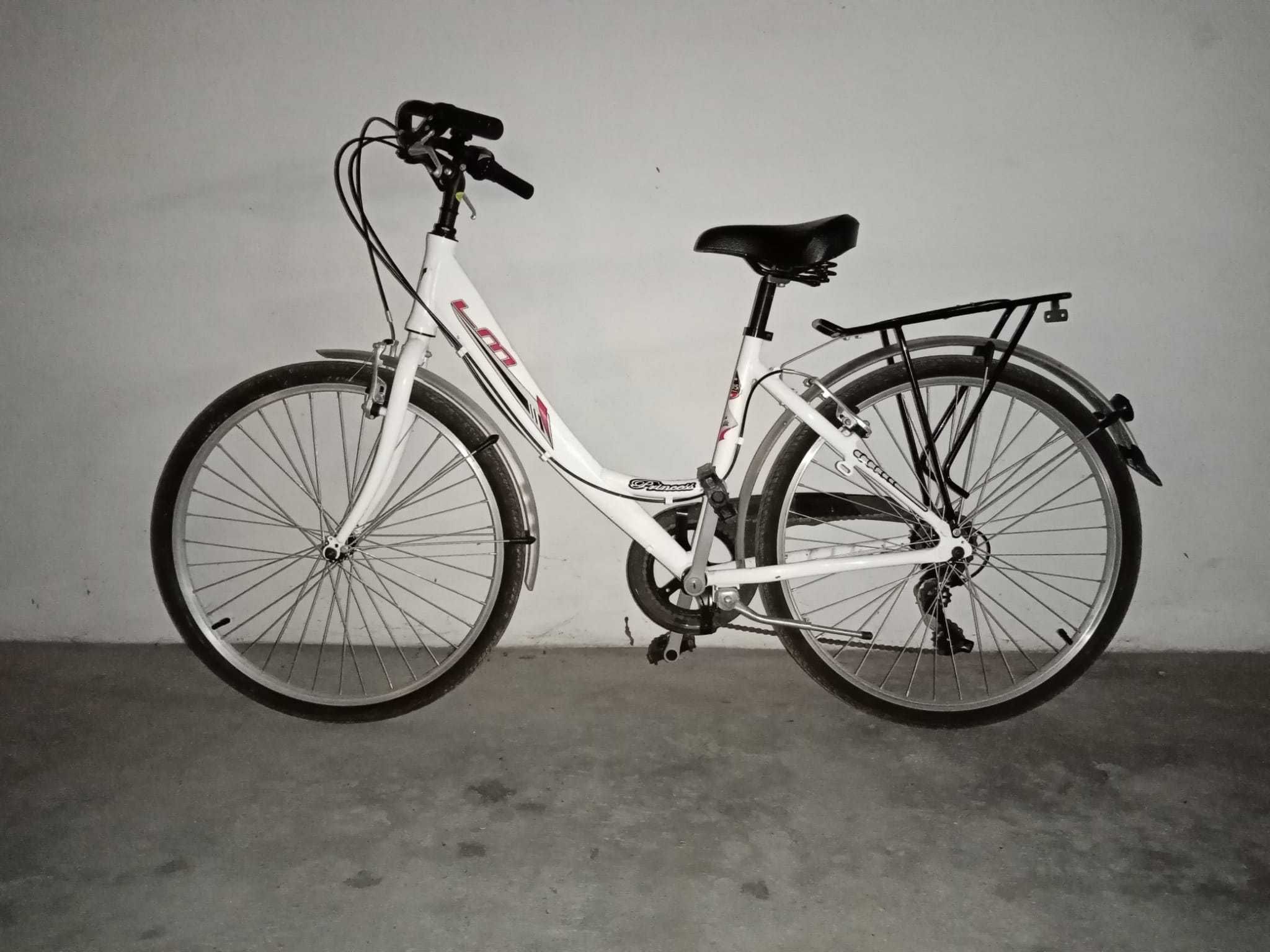 Bicicleta de cidade (Mulher)--Baixa de preço!!