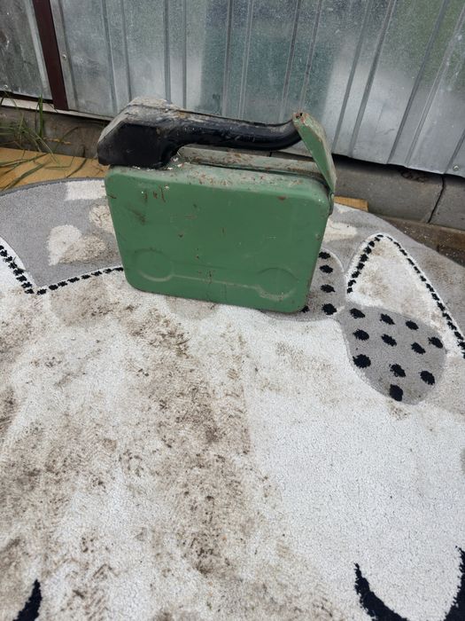 Kanister 5 litrów metalowy