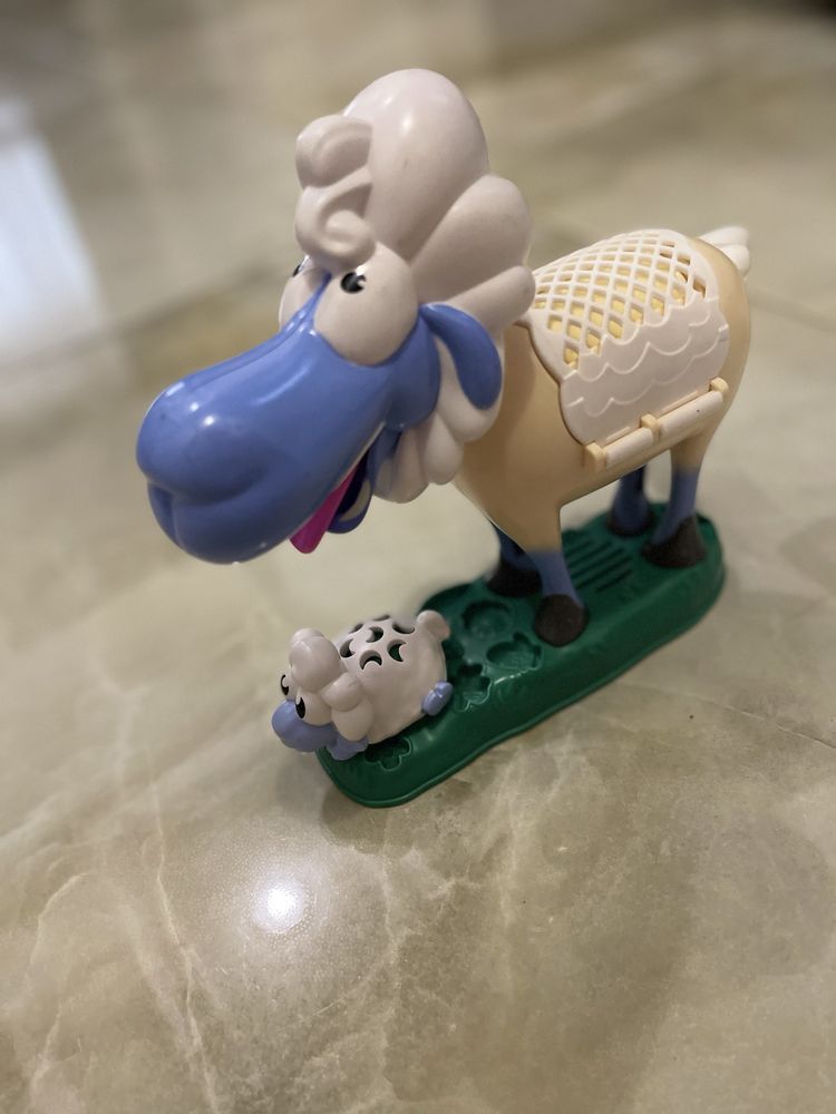 Музична інтерактивна іграшка Весела овечка Плей До play doh пластилін