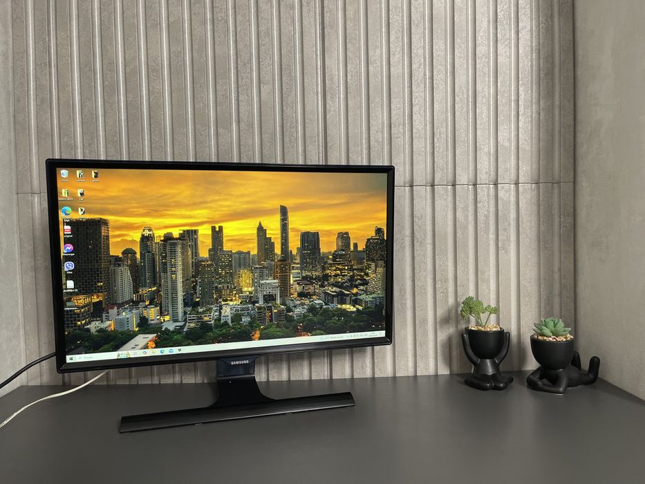 PLS монітор 24дюйми Samsung HDMI full hd