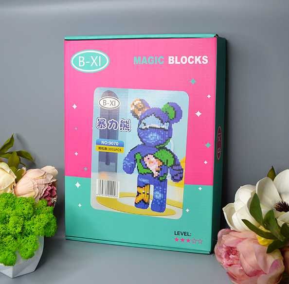 Стильний конструктор Bearbrick ведмедик-конструктор Magic Blocks