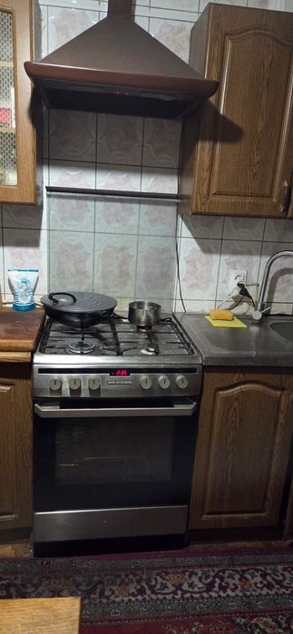 Газова плита бу у хорошому стані