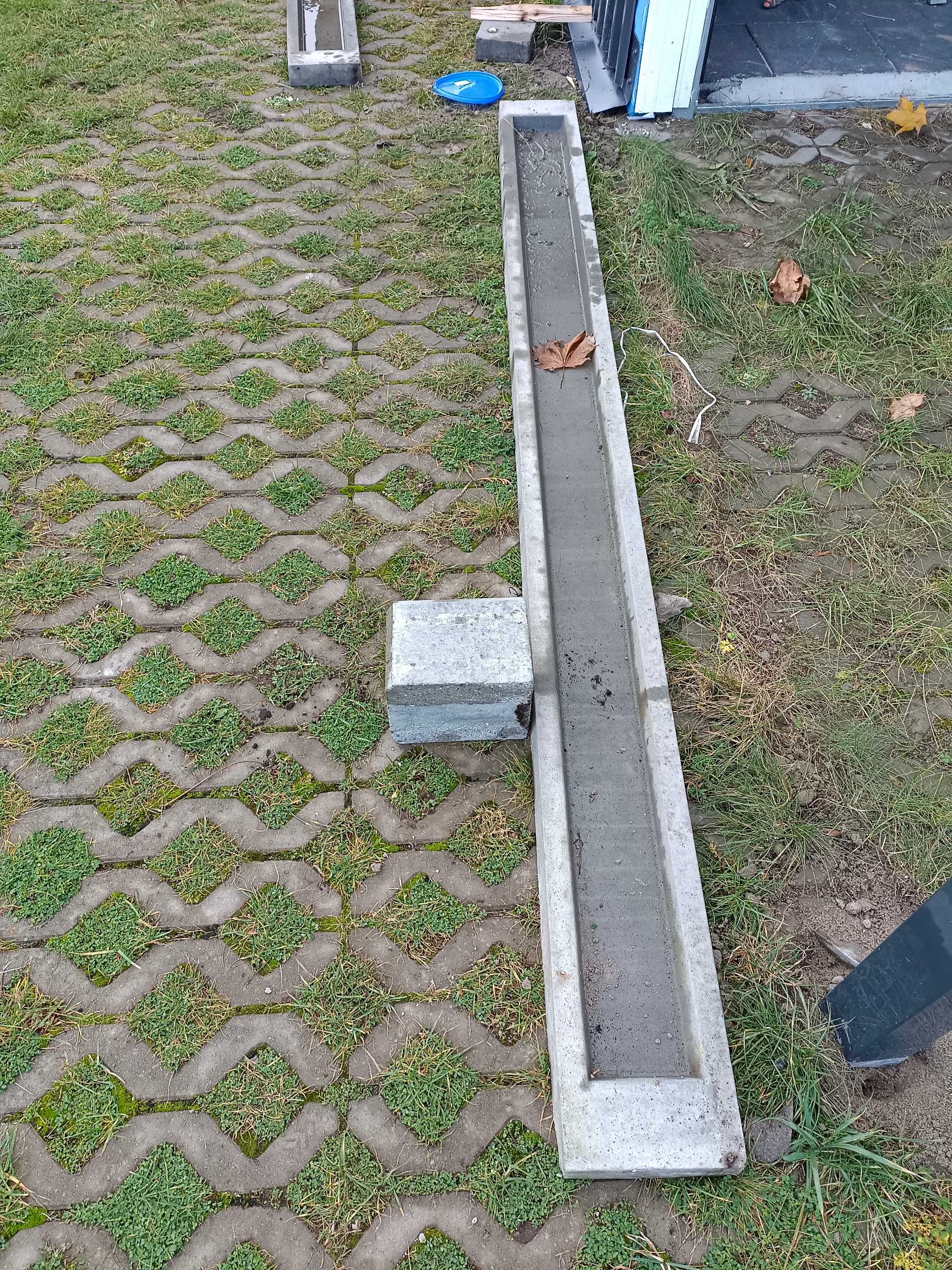Podmurówka betonowa Joniec