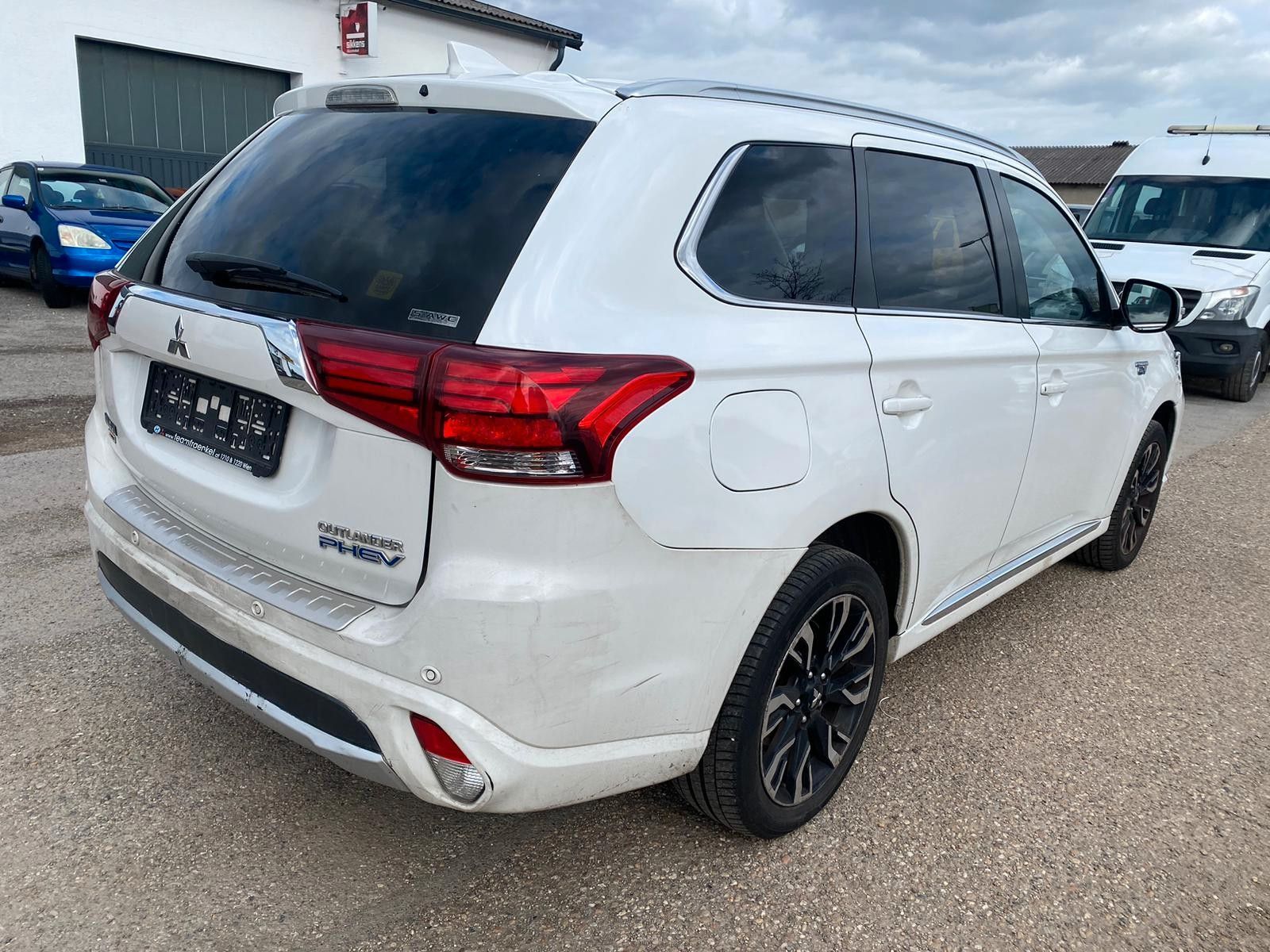 Бампер Mitsubishi Outlander 2015- разборка аутлендер запчастини