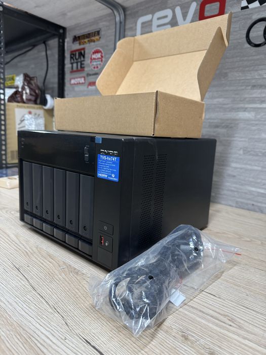 Абсолютно новий Qnap TVS-h674T nas сервер i5/32gb