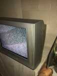 televisão a funcionar