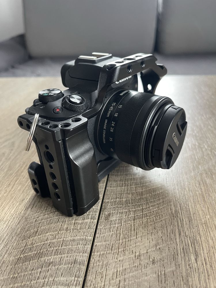 Canon m50 / 2 obiektywy / dodatki / duży zestaw