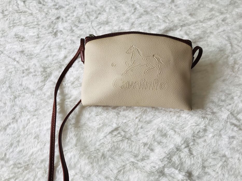 Carteiras tiracolo cavalinho