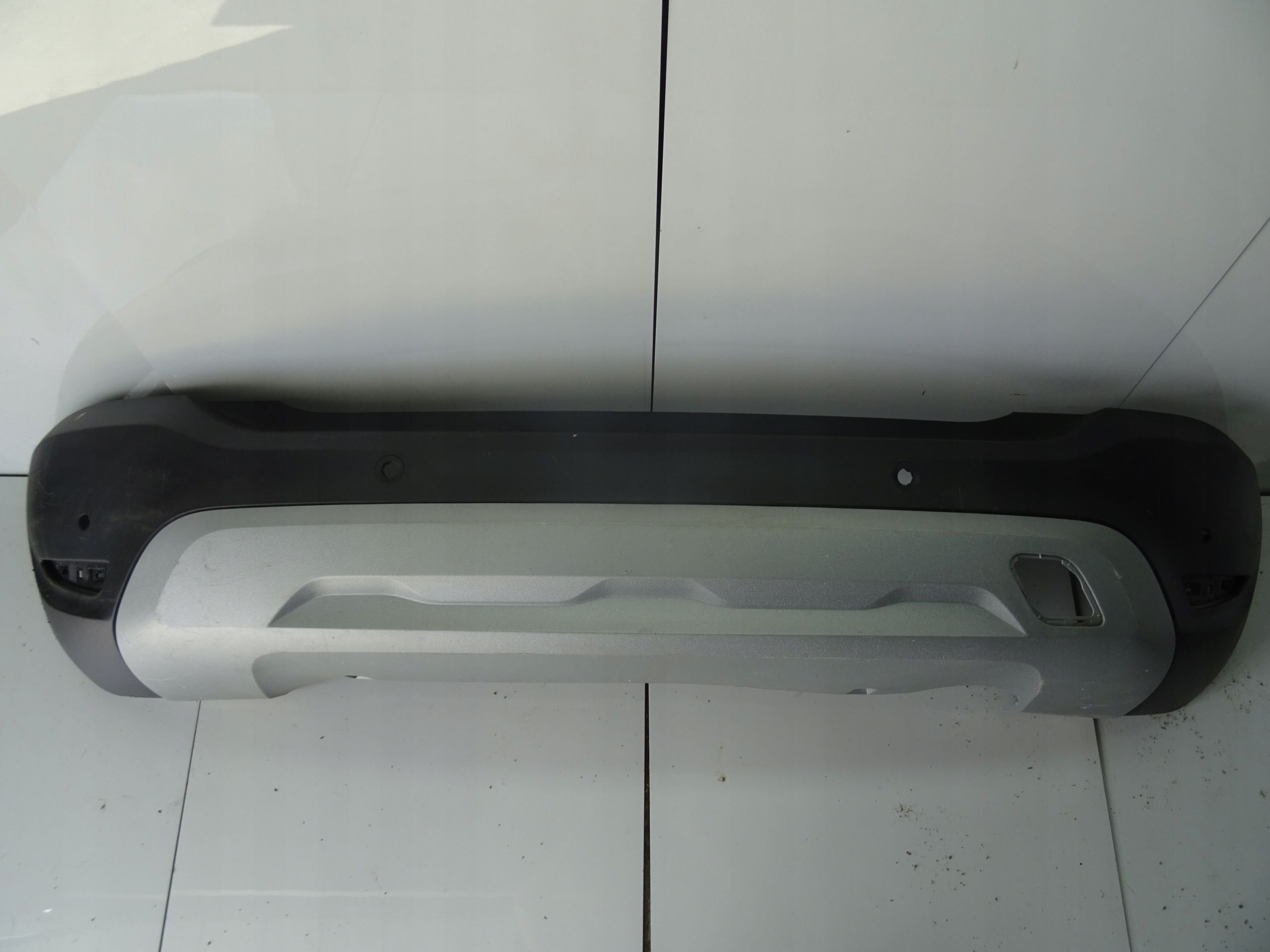 Opel Crossland X Lift 20  Zderzak tył oryginał