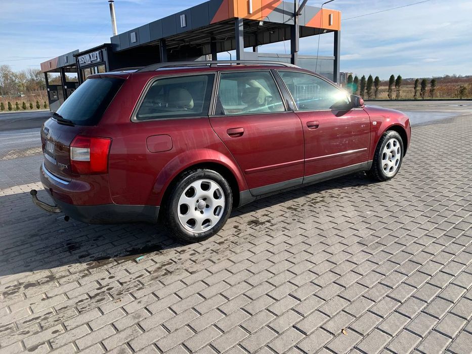 Продається Audi a4 b6 не розмитнена присутній хороший торг