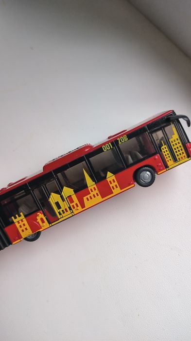 Автобус Siku Берлин 21 см