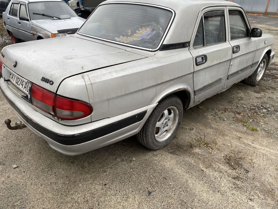 Волга 3110 на ходу з газом