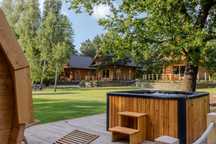 Domki do wynajęcia z jacuzzi i sauną – blisko rzeki Narew!