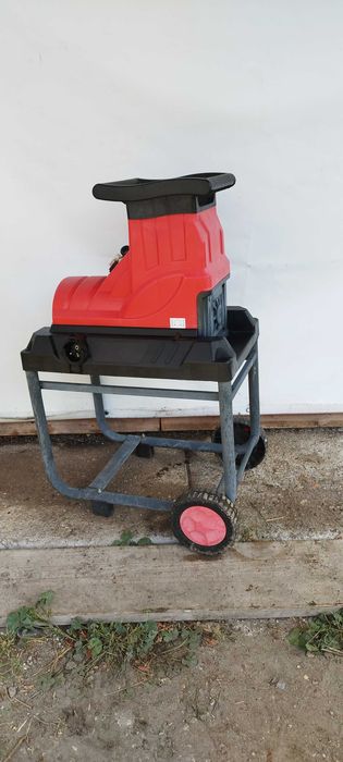 Rozdrabniacz rębak do gałęzi Frezowy 4,5 cm 2800 w + gratisy