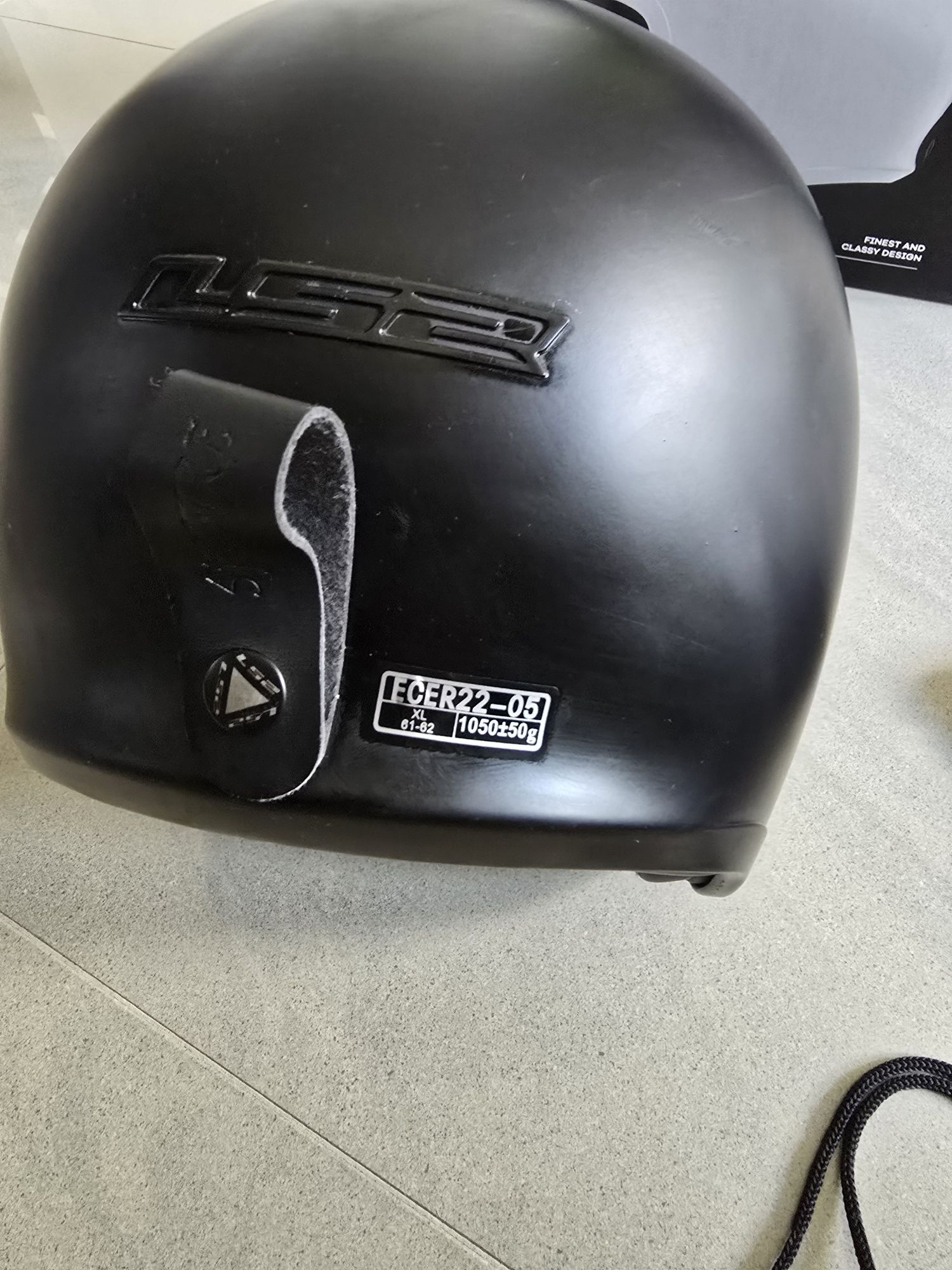 Kask motocyklowy LS2 Helmets Matt Black z blendą rozmiar XL