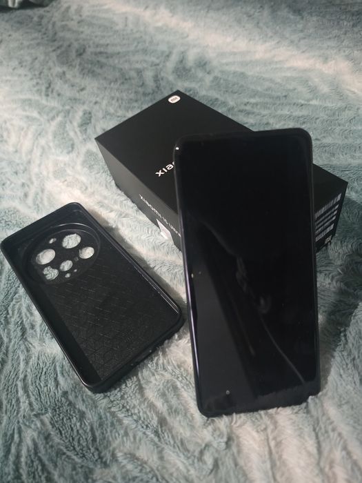 Vendo telemóvel Xiomi 15 ultra