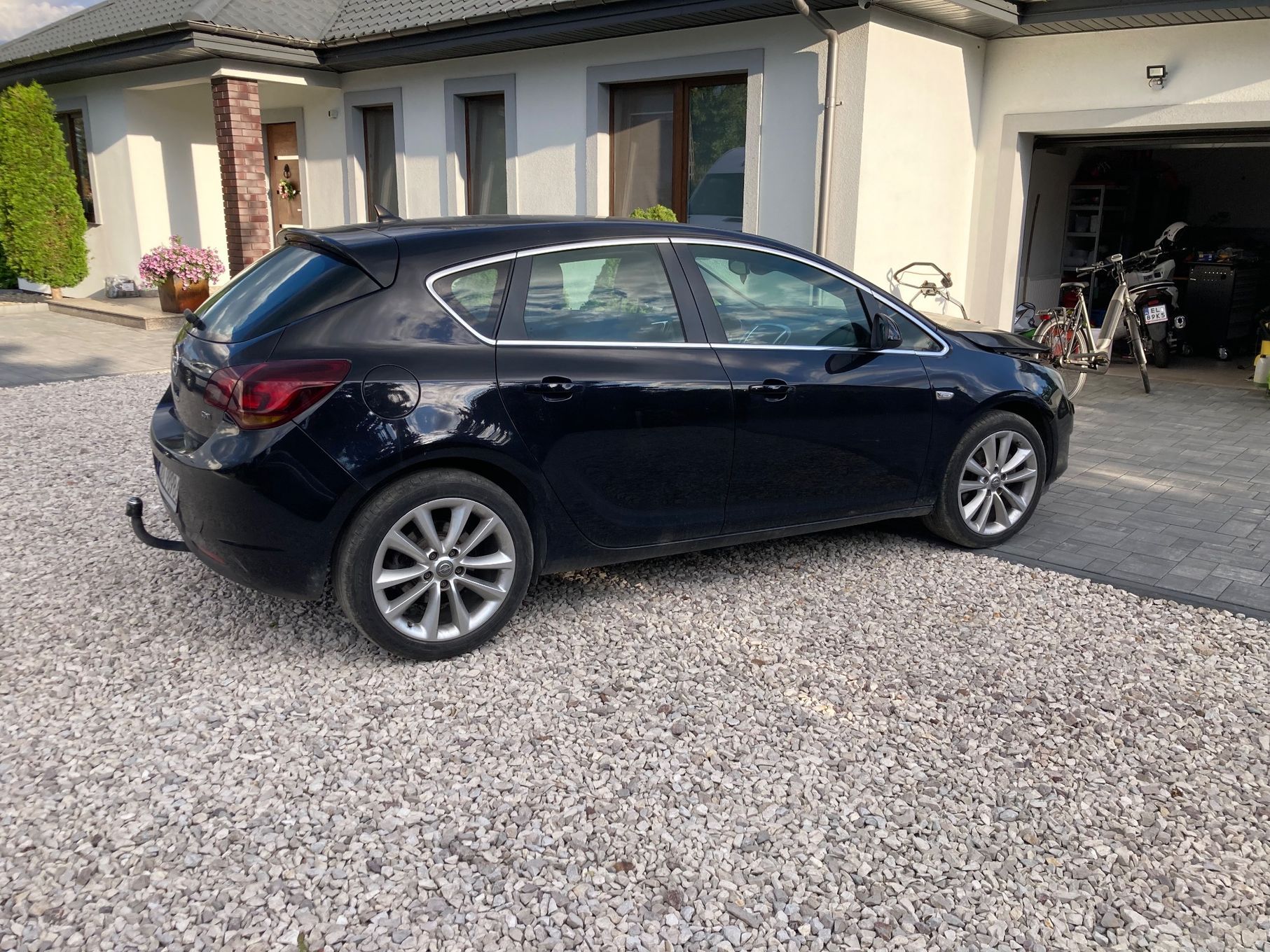 Opel Astra Cosmo 2.0 CDTI 160 km Zarejestrowany