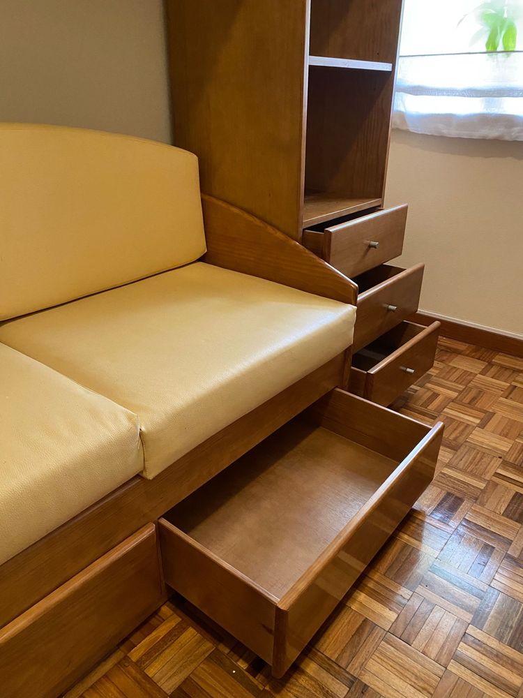 Estante com sofa
