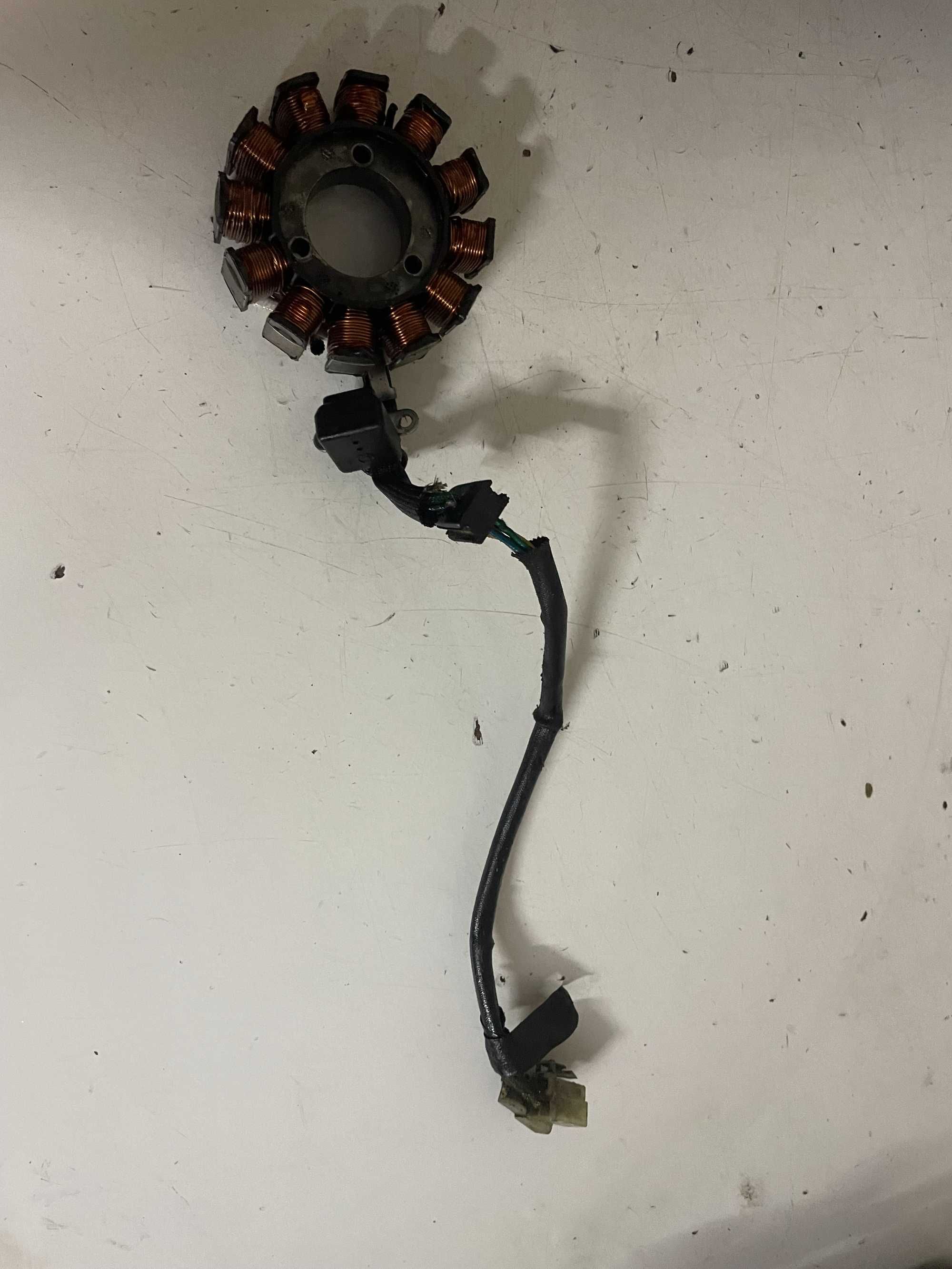 Hyosung gt gtr 125 stator iskrownik