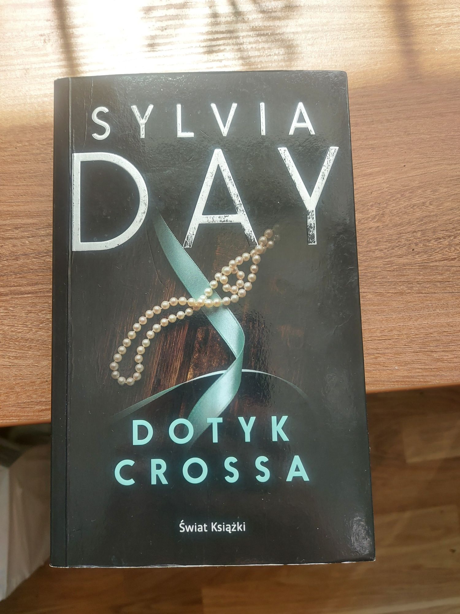 Sylwia Day Dotyk Crossa