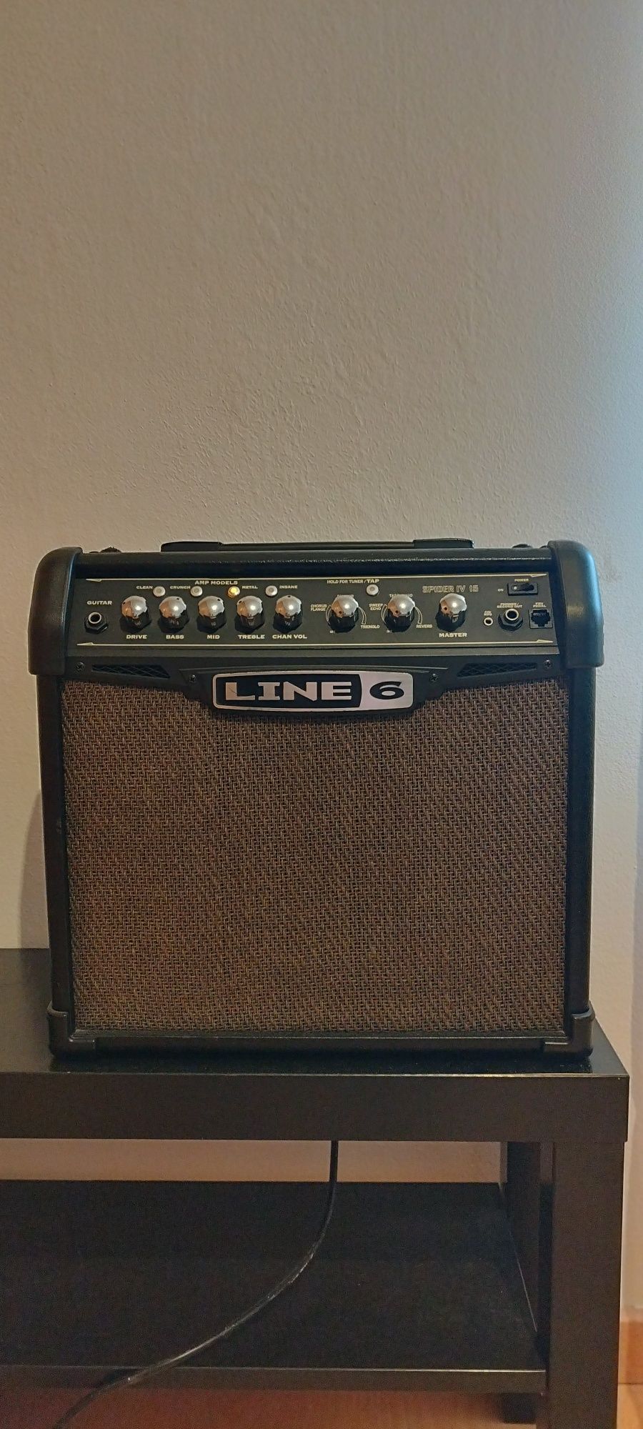 Amplificador Line 6 Spider IV 15W