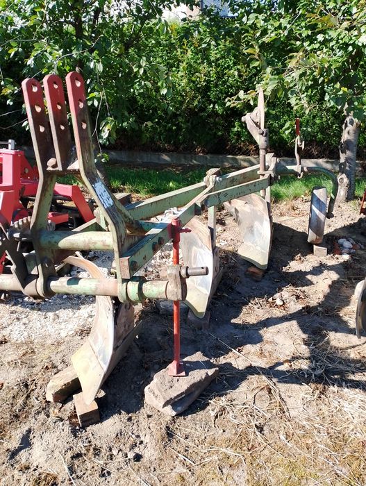 Pług 3 skibowy Eberhard