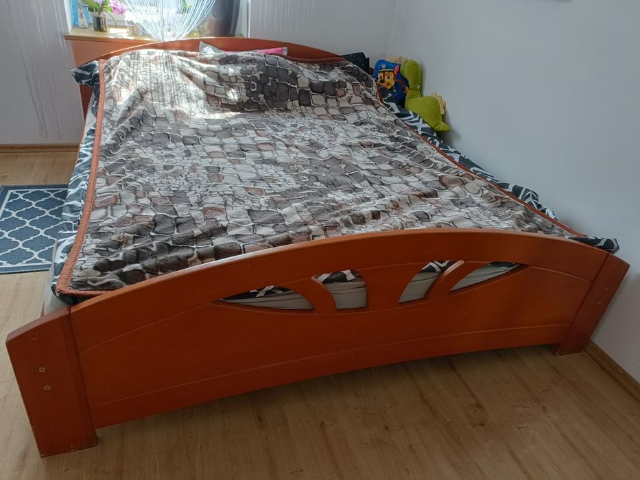 Łoże małżeńskie rama drewniana bez materaca