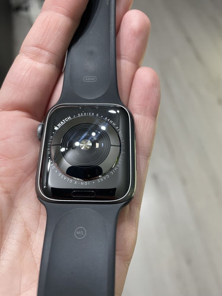 Apple Watch 5 44mm