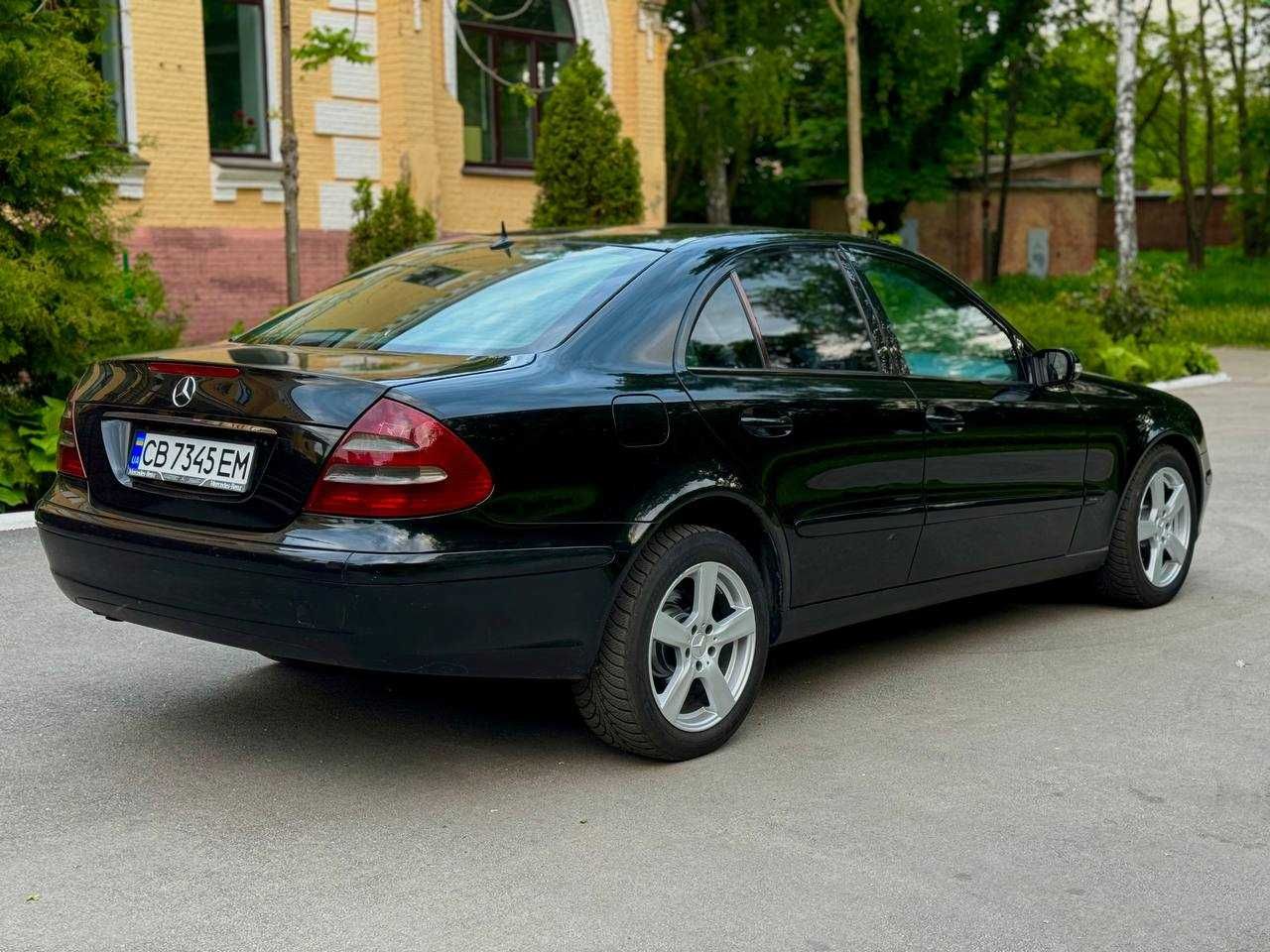 Mercedes-Benz E-Class 2002