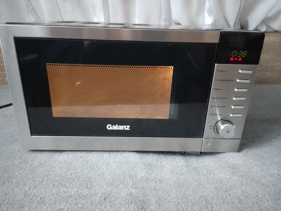 Мікрохвильова піч Galanz