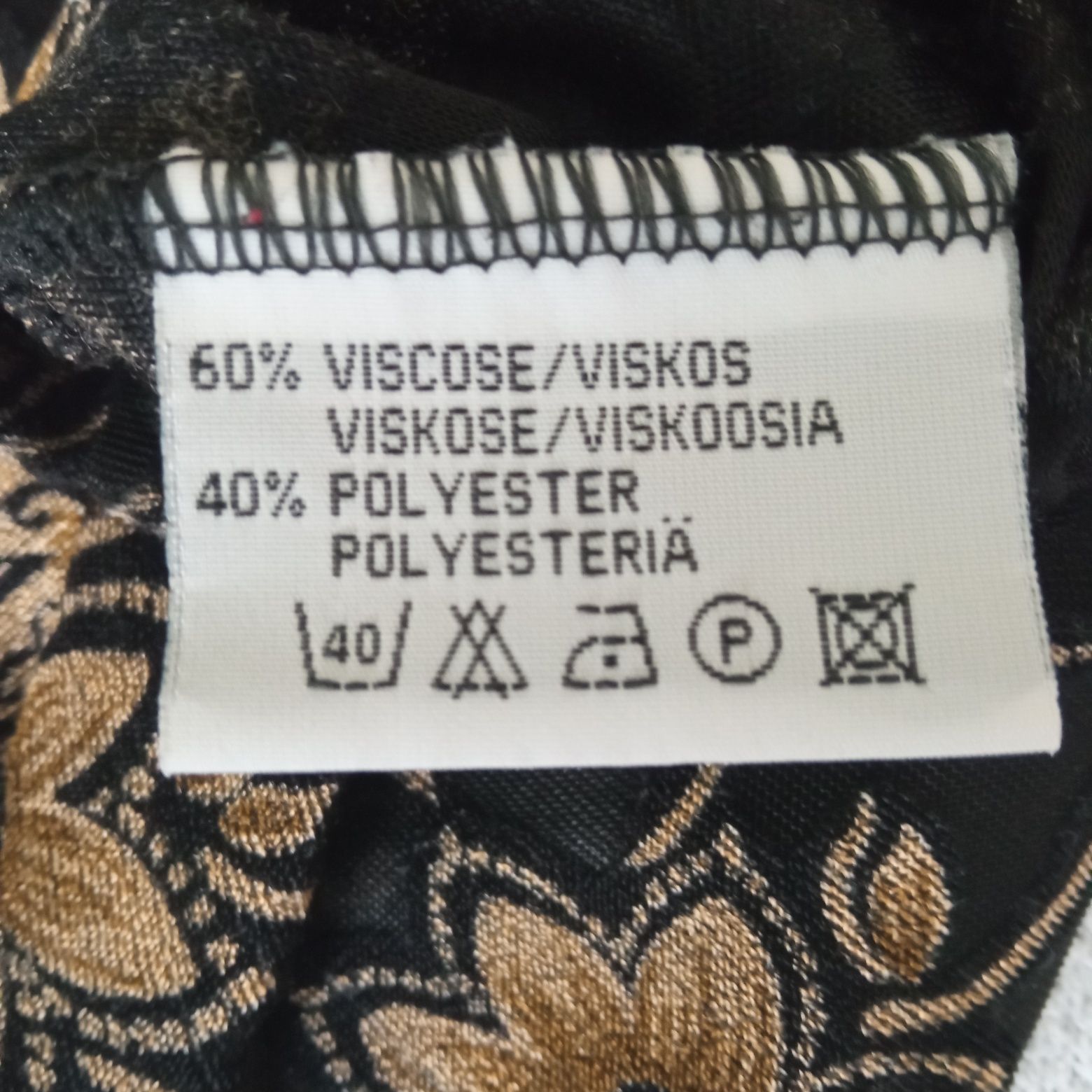 Cienka bluzka z długim rękawem r. 38
