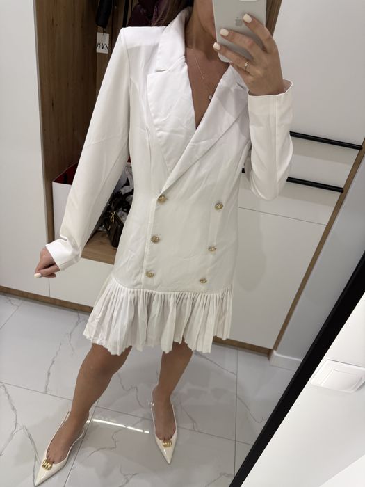 Сукня-жакет з костюмної тканини