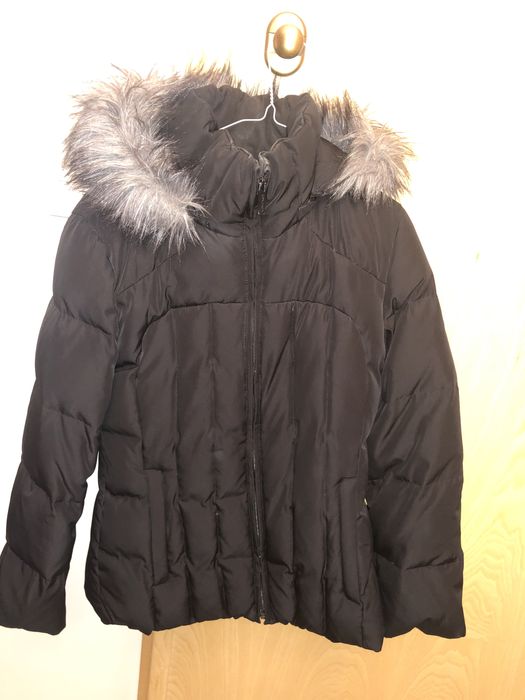 Kurtka zimowa ocieplana z kapturem Calvin Klein rozmiar M