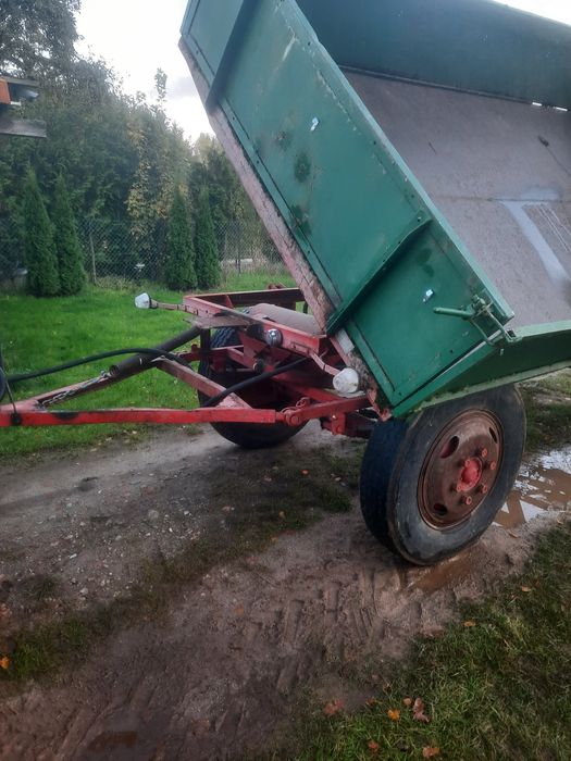 Przyczepa rolnicza wywrotka