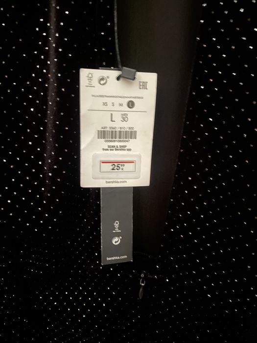 Vestido Cerimónia Preto com Brilhantes
