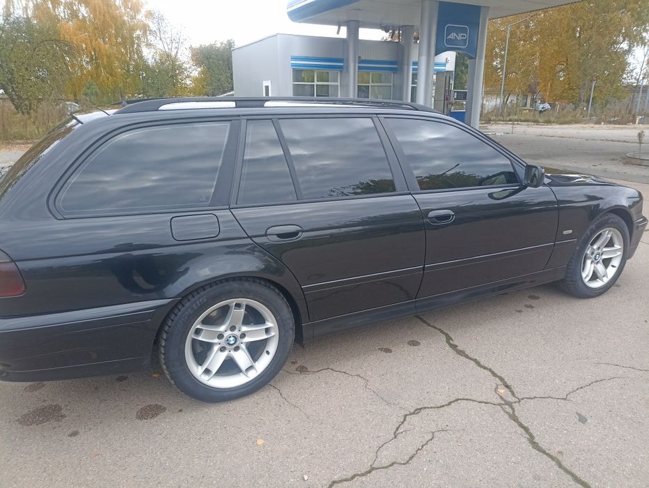 Продам BMW 5 E39 2.2 бензин