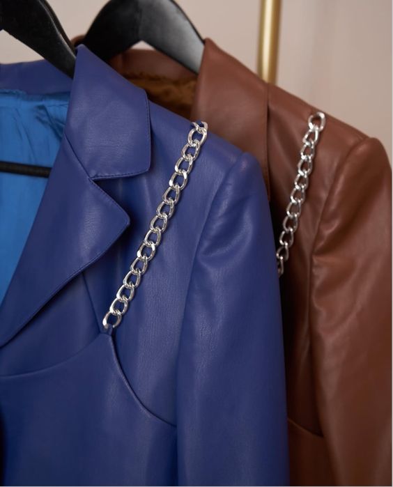 Жакет з екошкіри